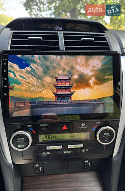 Седан Toyota Camry 2011 в 