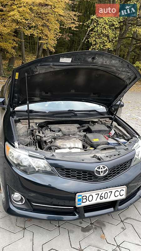 Седан Toyota Camry 2014 в Тернополі фото 19 Седан Toyota Camry 2014 в Тернополі