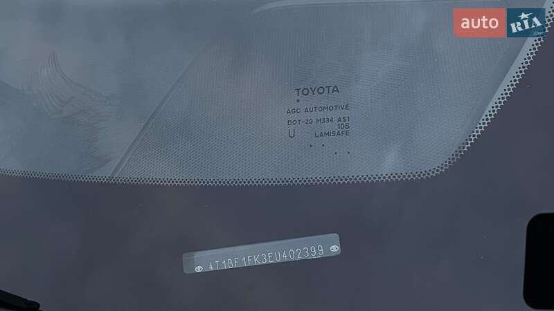 Седан Toyota Camry 2014 в Тернополі фото 33 Седан Toyota Camry 2014 в Тернополі