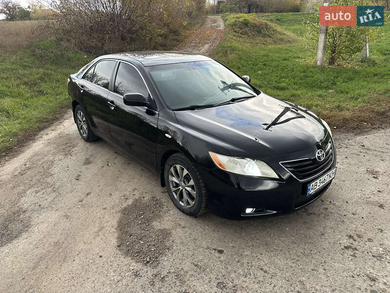 Седан Toyota Camry 2007 в Умані
