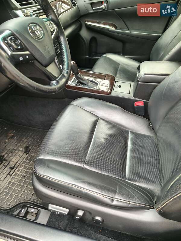 Седан Toyota Camry 2016 в Днепре фото 8 Седан Toyota Camry 2016 в Днепре