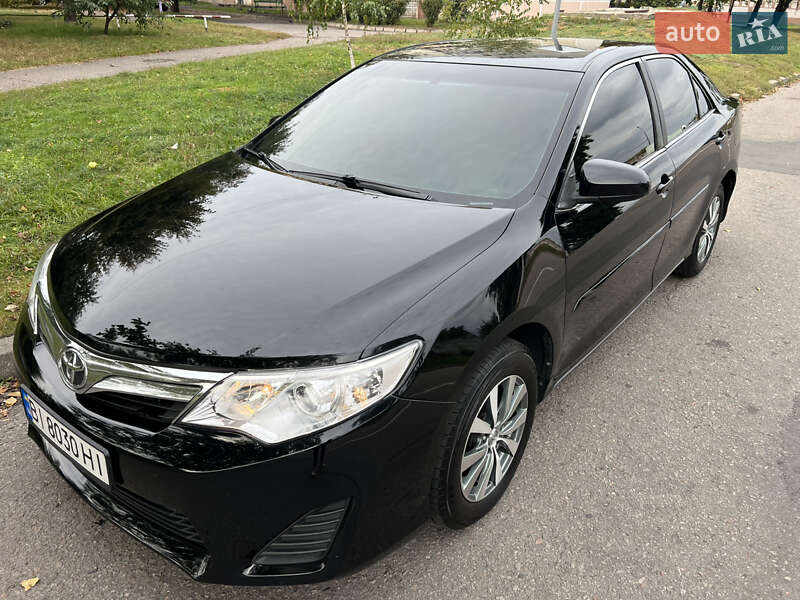 Седан Toyota Camry 2012 в Кременчуге фото 2 Седан Toyota Camry 2012 в Кременчуге