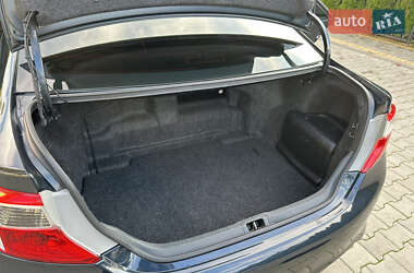 Седан Toyota Camry 2013 в 