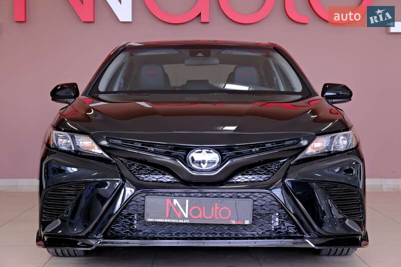 Седан Toyota Camry 2020 в Одесі