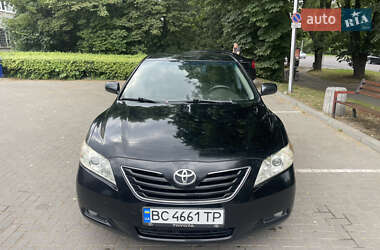 Седан Toyota Camry 2008 в Львове
