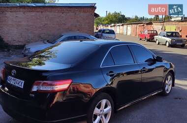 Седан Toyota Camry 2010 в 