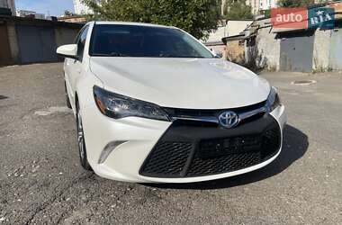 Седан Toyota Camry 2017 в 