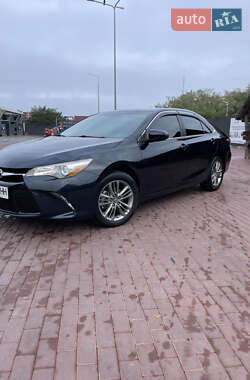 Седан Toyota Camry 2016 в Сарнах