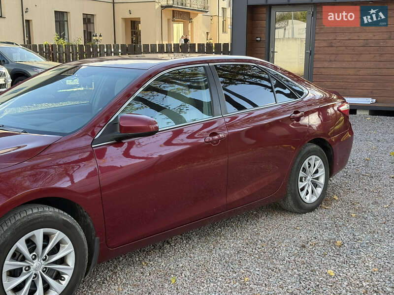 Седан Toyota Camry 2017 в Стрию