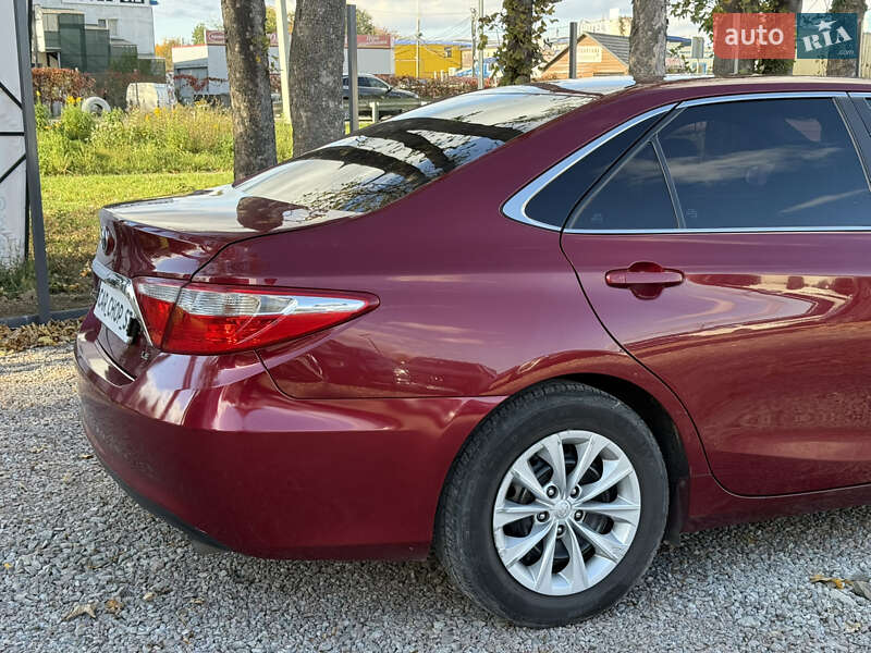 Седан Toyota Camry 2017 в Стрию