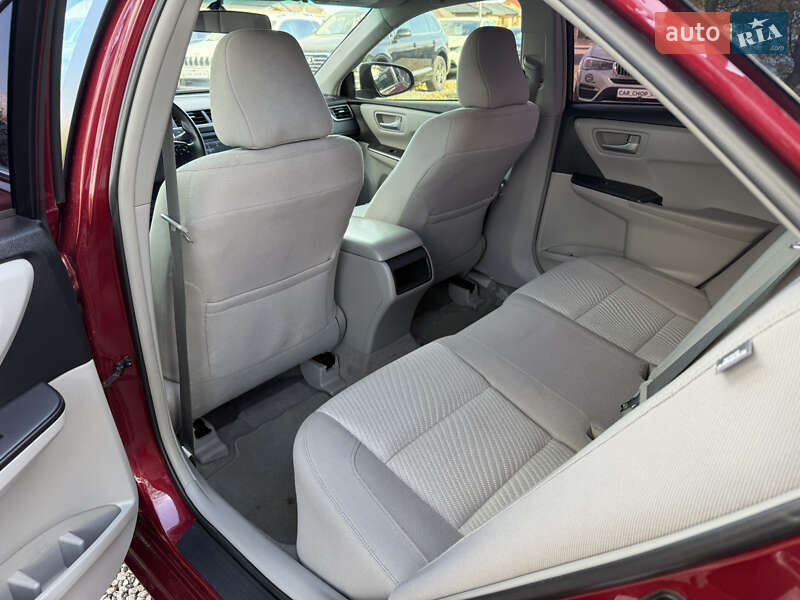 Седан Toyota Camry 2017 в Стрию