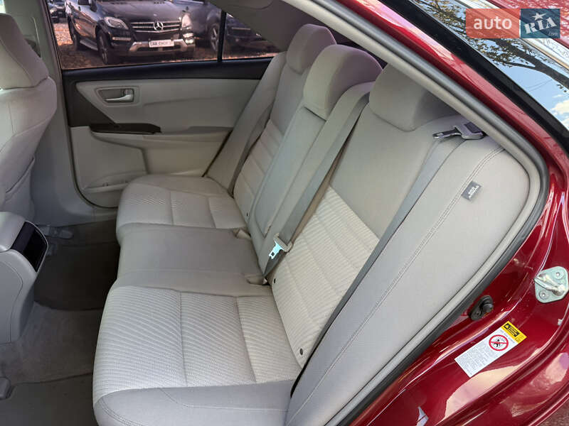 Седан Toyota Camry 2017 в Стрию