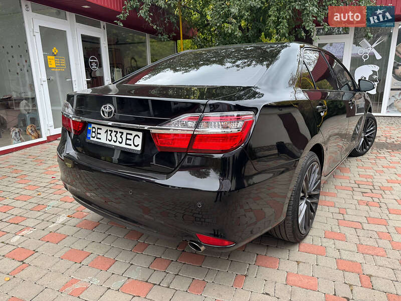 Седан Toyota Camry 2014 в Врадиевке