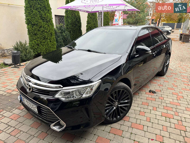 Седан Toyota Camry 2014 в Врадиевке