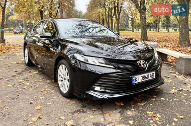 Седан Toyota Camry 2018 в 