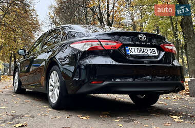 Седан Toyota Camry 2018 в 