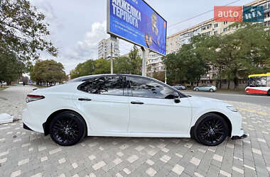 Седан Toyota Camry 2018 в  фото 8 Седан Toyota Camry 2018 в