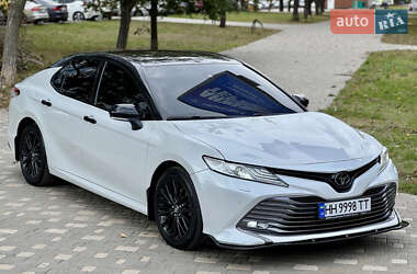 Седан Toyota Camry 2018 в  фото 15 Седан Toyota Camry 2018 в