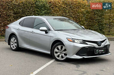 Седан Toyota Camry 2020 в  фото 4 Седан Toyota Camry 2020 в