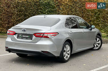 Седан Toyota Camry 2020 в  фото 20 Седан Toyota Camry 2020 в