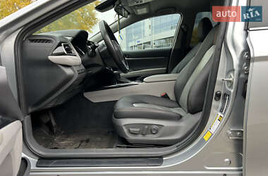 Седан Toyota Camry 2020 в  фото 31 Седан Toyota Camry 2020 в