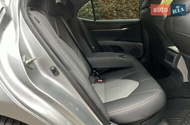 Седан Toyota Camry 2020 в  фото 44 Седан Toyota Camry 2020 в