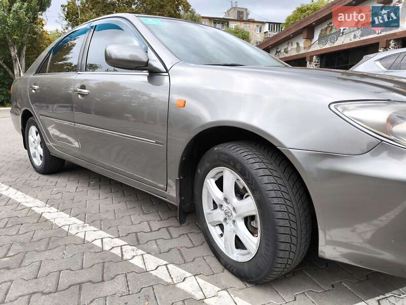 Седан Toyota Camry 2003 в Одессе
