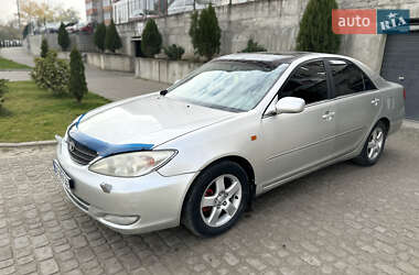 Седан Toyota Camry 2003 в  фото 46 Седан Toyota Camry 2003 в