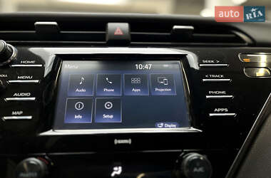 Седан Toyota Camry 2020 в 