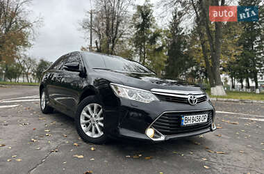 Седан Toyota Camry 2017 в Виннице Седан Toyota Camry 2017 в Виннице