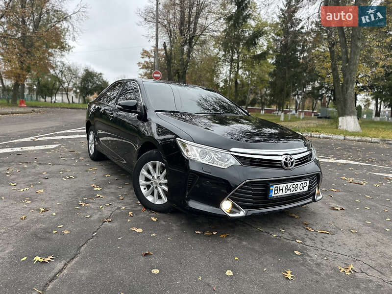 Седан Toyota Camry 2017 в Вінниці