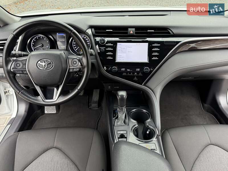 Седан Toyota Camry 2018 в Виннице фото 31 Седан Toyota Camry 2018 в Виннице