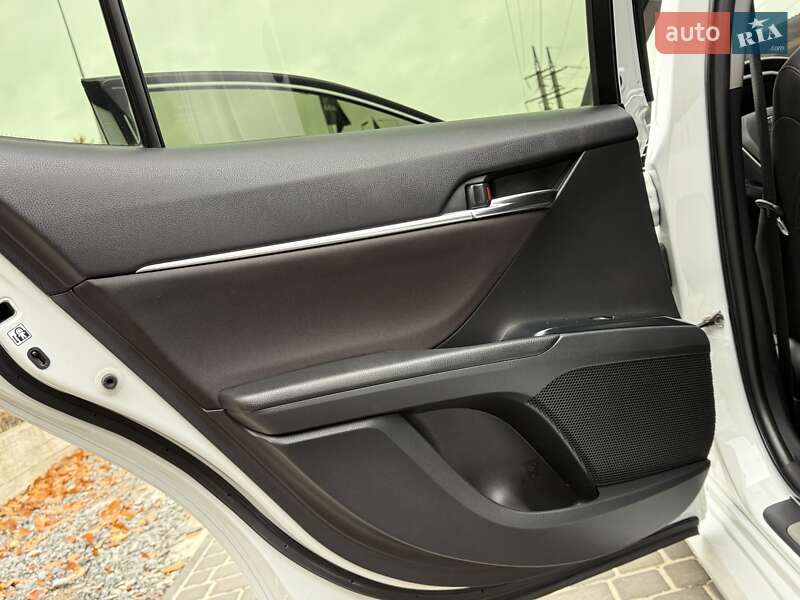 Седан Toyota Camry 2018 в Виннице фото 58 Седан Toyota Camry 2018 в Виннице