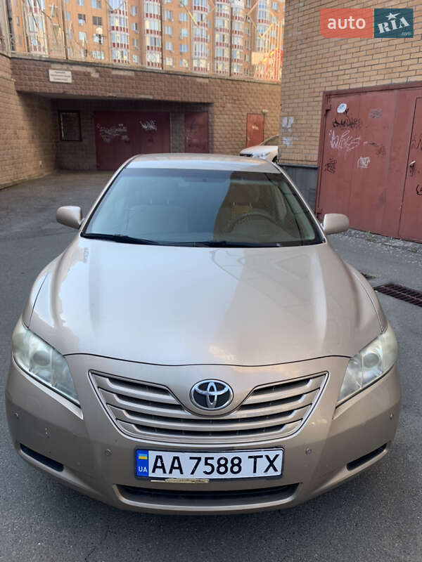 Седан Toyota Camry 2007 в Киеве фото Седан Toyota Camry 2007 в Киеве