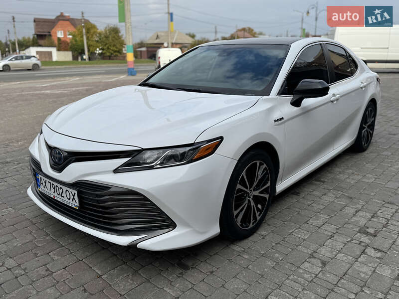 Седан Toyota Camry 2019 в Харькове фото Седан Toyota Camry 2019 в Харькове