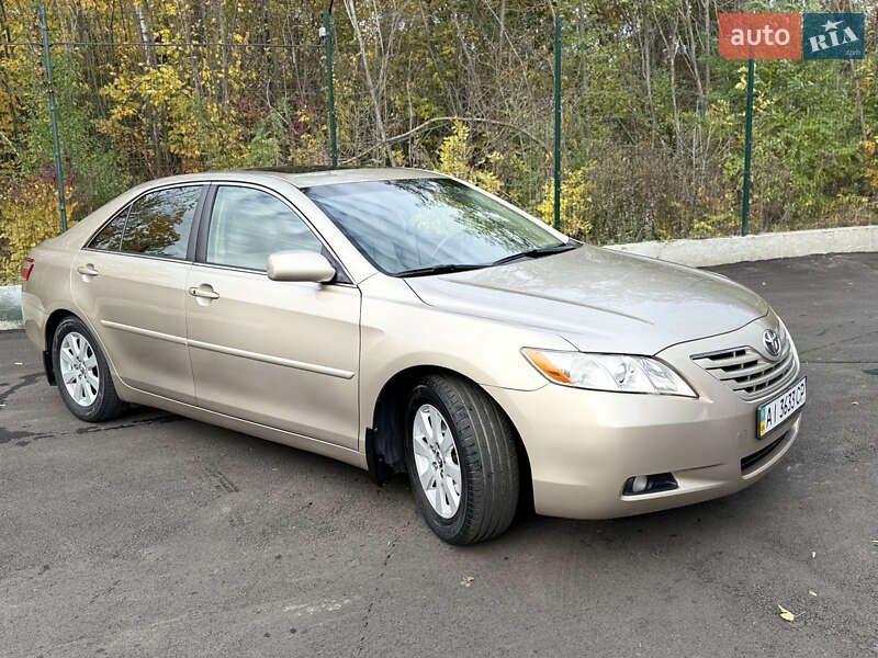 Седан Toyota Camry 2007 в Киеве