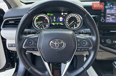 Седан Toyota Camry 2022 в 