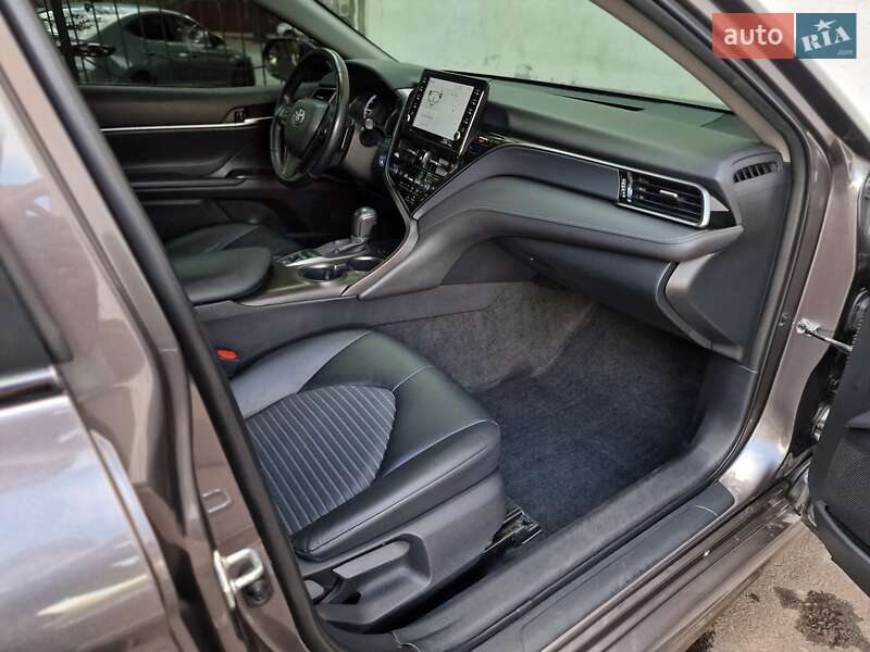 Седан Toyota Camry 2023 в Одесі фото 48 Седан Toyota Camry 2023 в Одесі