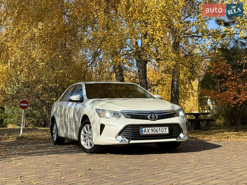 Седан Toyota Camry 2016 в Харкові фото 12 Седан Toyota Camry 2016 в Харкові