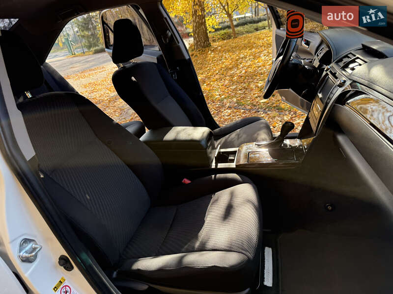 Седан Toyota Camry 2016 в Харкові фото 19 Седан Toyota Camry 2016 в Харкові