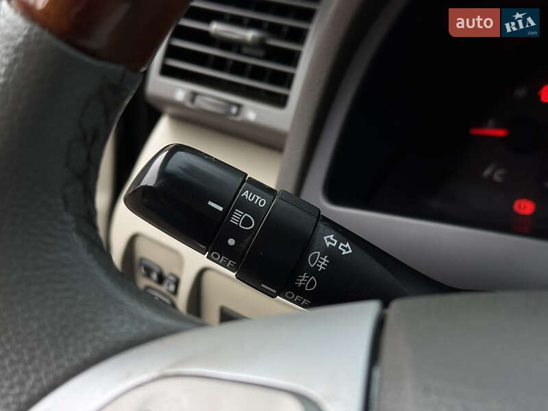 Седан Toyota Camry 2008 в Николаеве