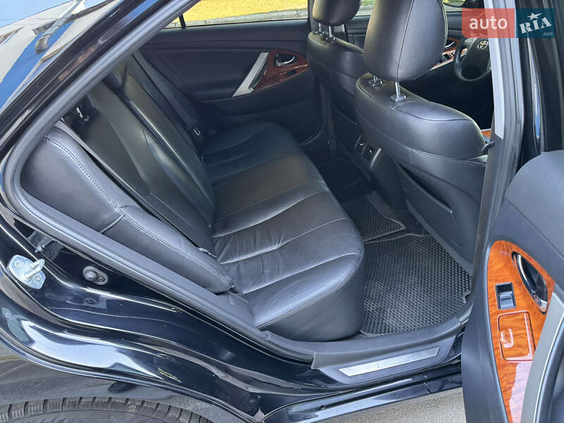 Седан Toyota Camry 2008 в Ромнах фото 10 Седан Toyota Camry 2008 в Ромнах