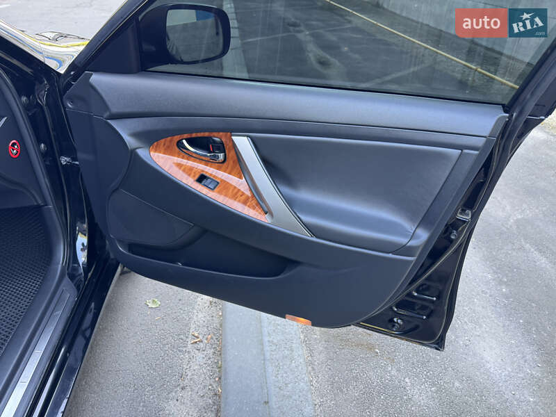 Седан Toyota Camry 2008 в Ромнах фото 14 Седан Toyota Camry 2008 в Ромнах
