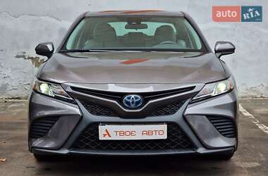 Седан Toyota Camry 2020 в 