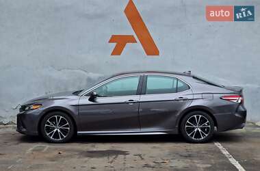 Седан Toyota Camry 2020 в 