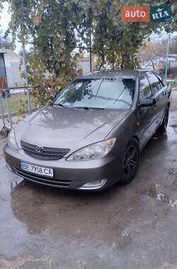Седан Toyota Camry 2003 в Николаеве