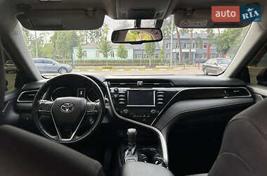 Седан Toyota Camry 2018 в 
