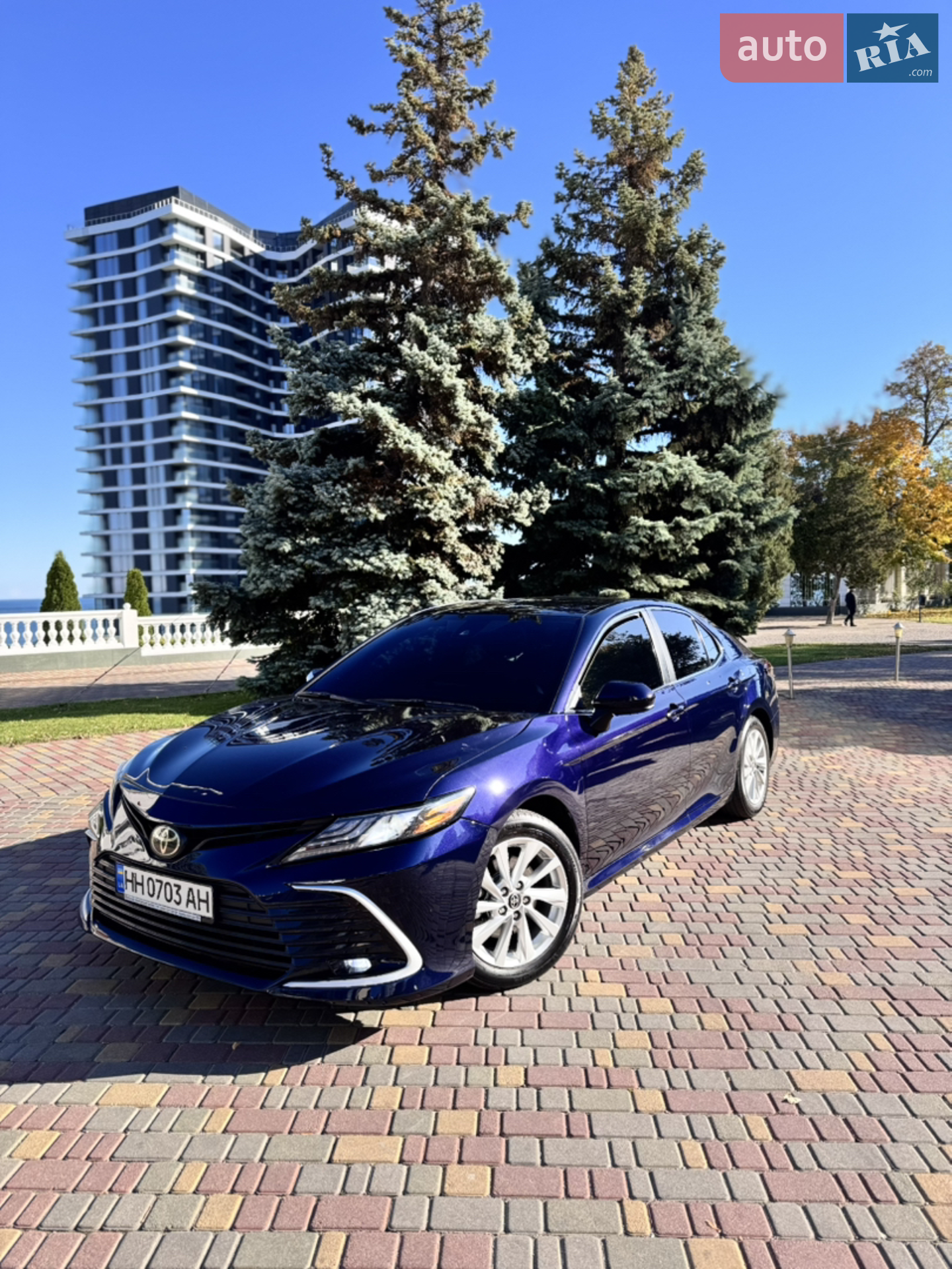 2021 Toyota Camry - мініатюра 3