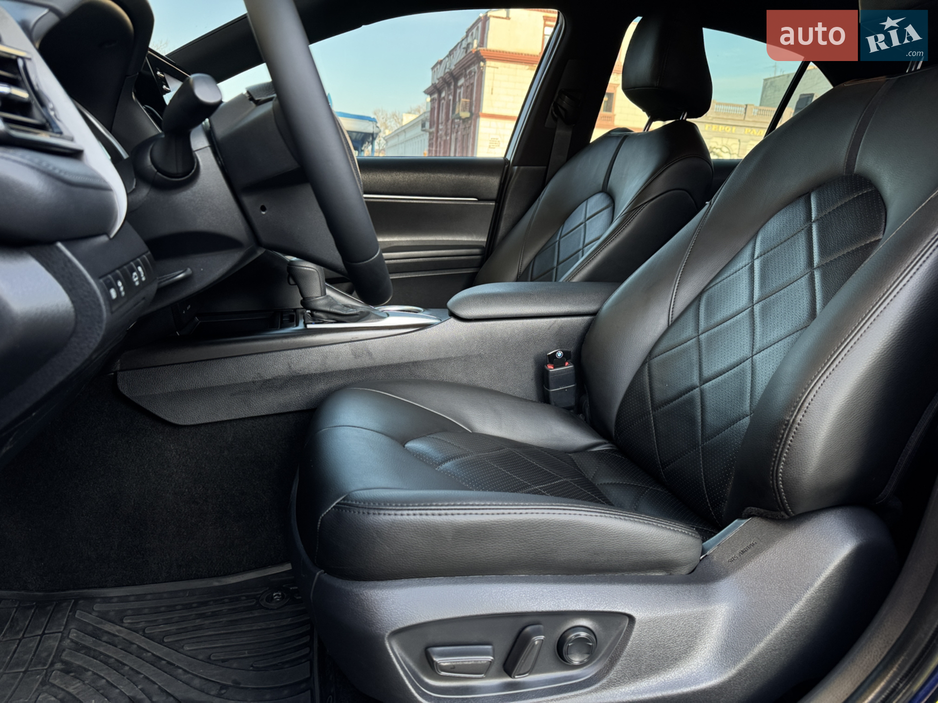 2021 Toyota Camry - мініатюра 42