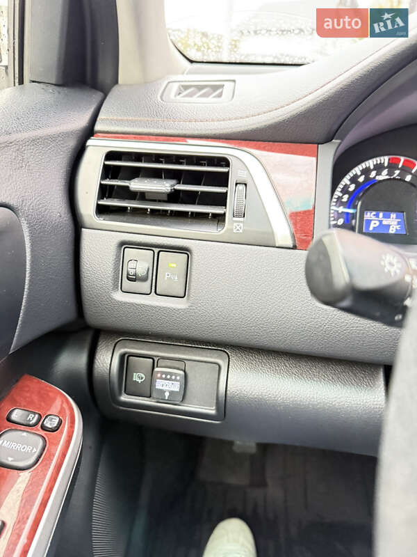 Седан Toyota Camry 2012 в Броварах фото 18 Седан Toyota Camry 2012 в Броварах